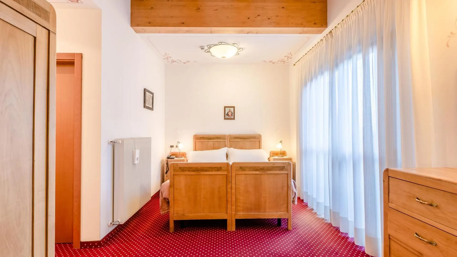 Pineta Pastry Hotel Rocca Pietore 4*,