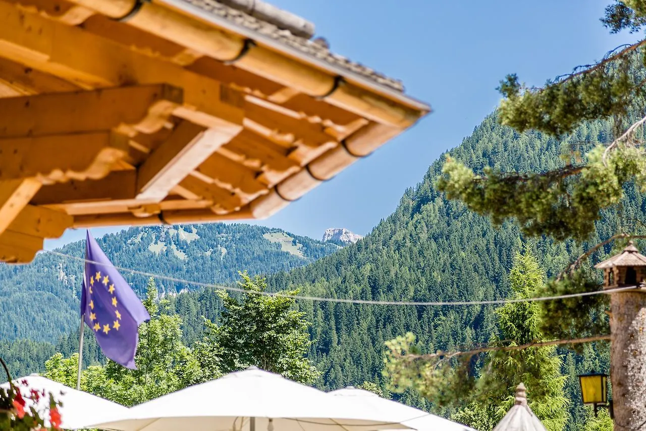 Pineta Pastry Hotel Rocca Pietore