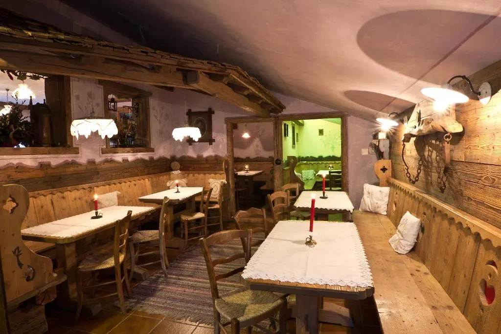 Pineta Pastry Hotel Rocca Pietore Italia
